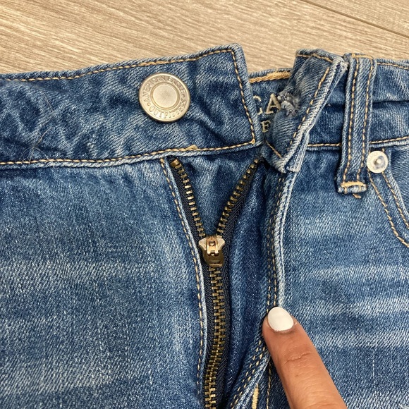 American Eagle Tomgirl Shortie Size 2 - Picture 3 of 6